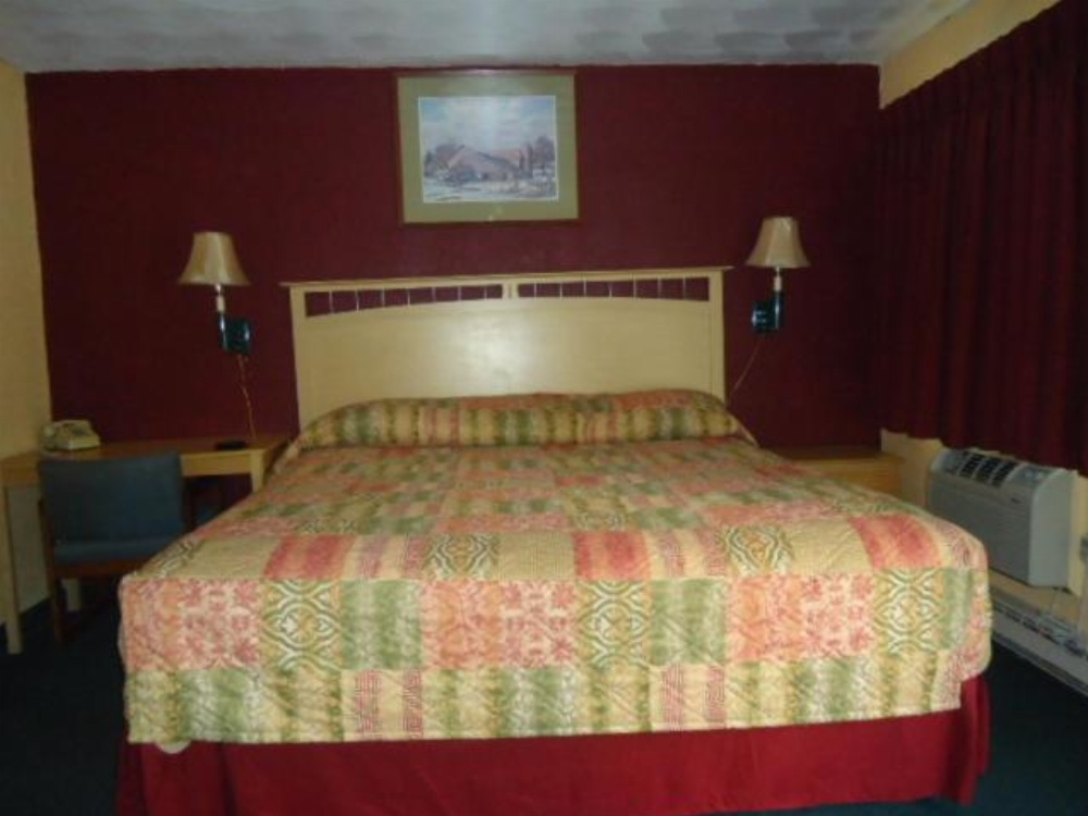 Room image 3