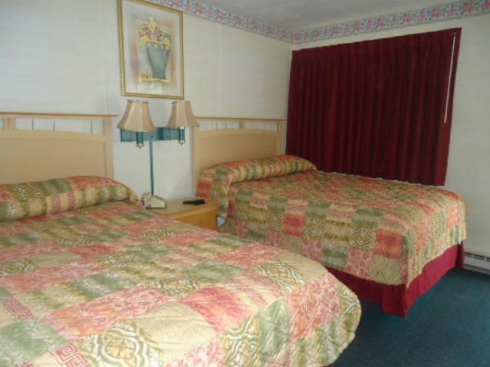 Room image 3